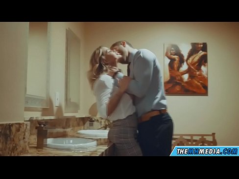 ❤️ Ko vas prsata blondinka zapelje na javnem stranišču ❤❌ Ruski pornič na porno sl.mouthporn.ru ️❤